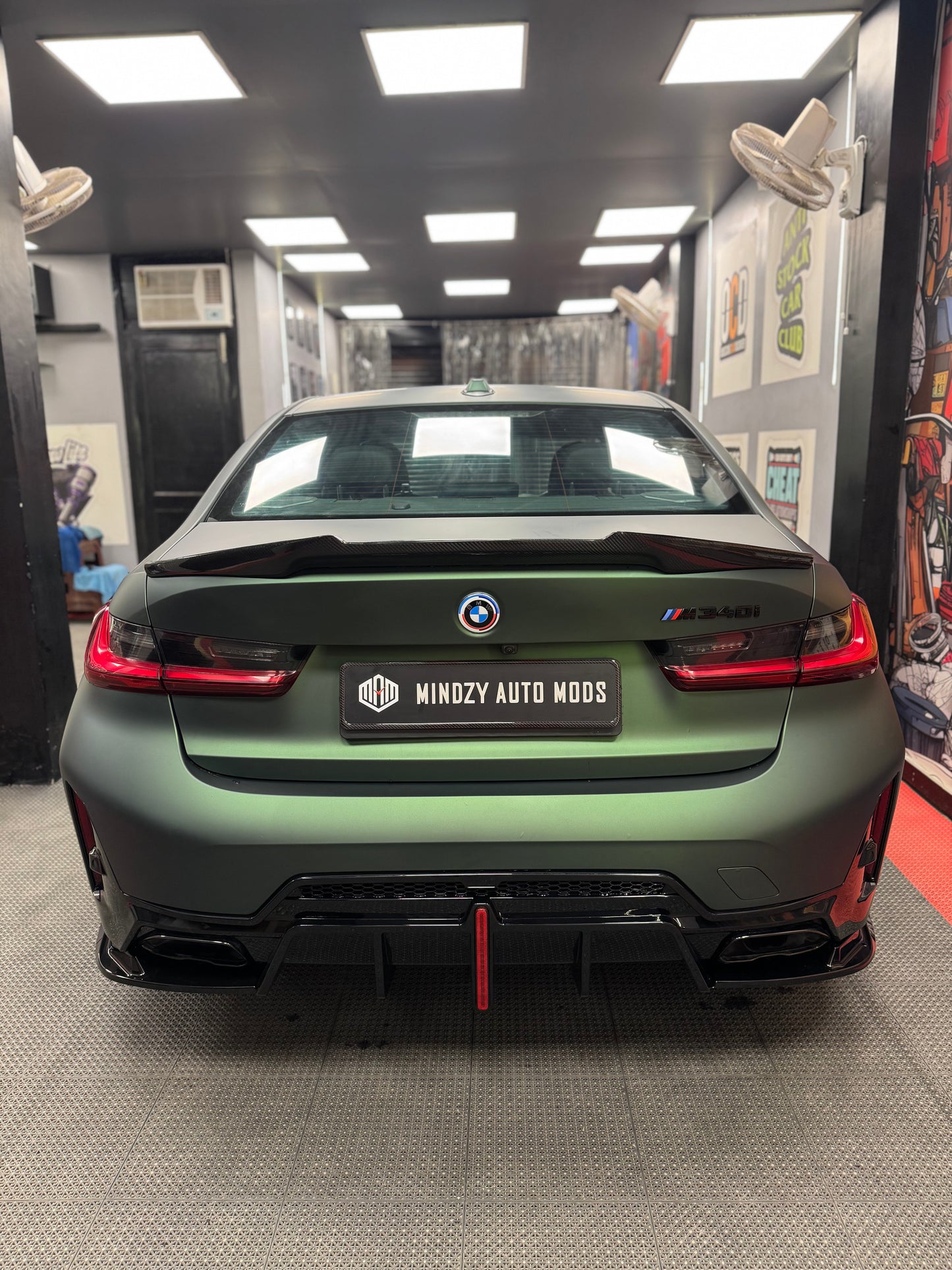BMW 3 Series G20 Aftermarket Rear F1 Light ABS Diffuser (M340i, 330i & 330li)