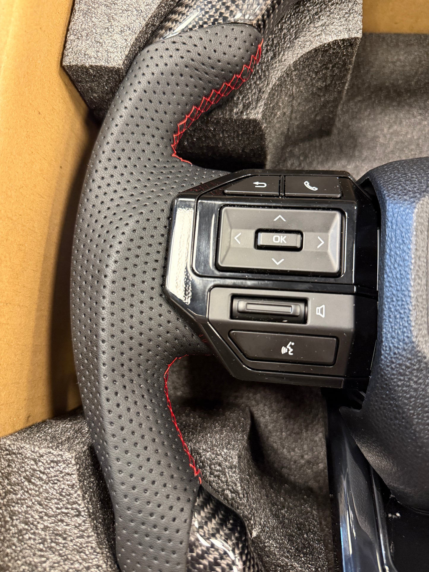 Toyota Hilux (LC250) Style Real Carbon Fiber Imported Steering Wheel