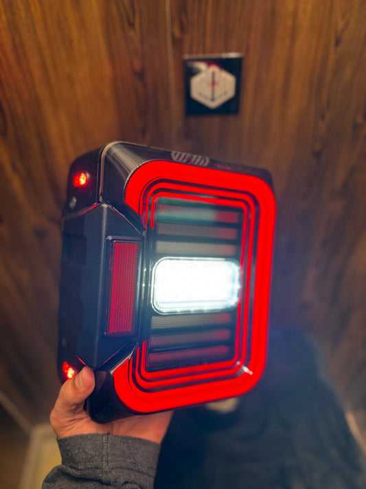 THAR ROXX/THAR 3-DOOR Aftermarket Tail Lamp (Rubicon Inspired)