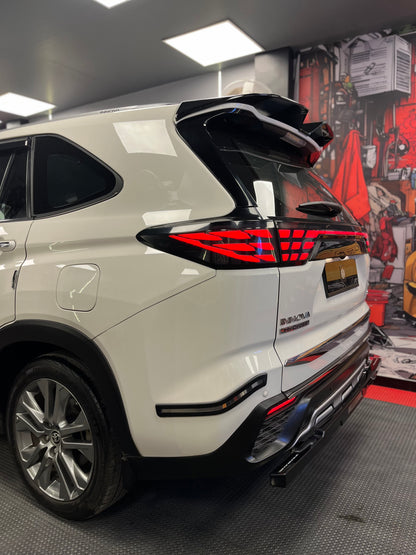 HYCROSS ALPHARD STYLE (SMOKE LENS TAIL LAMP)