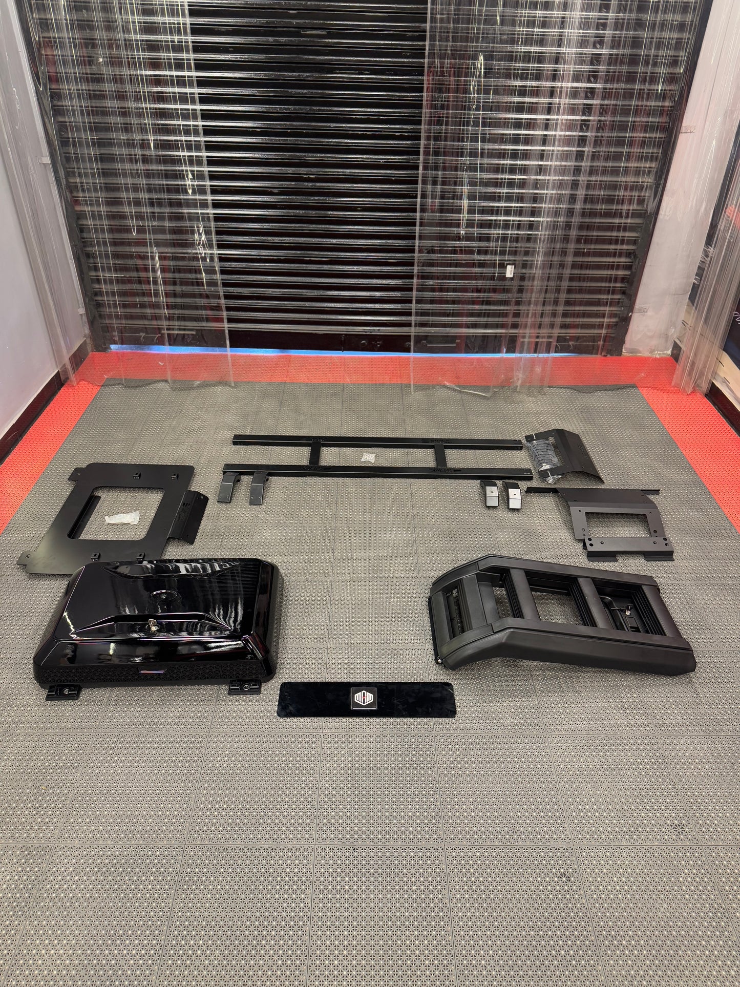 THAR 3 Door & THAR ROXX Aftermarket Storage Box & Ladder With Fittings