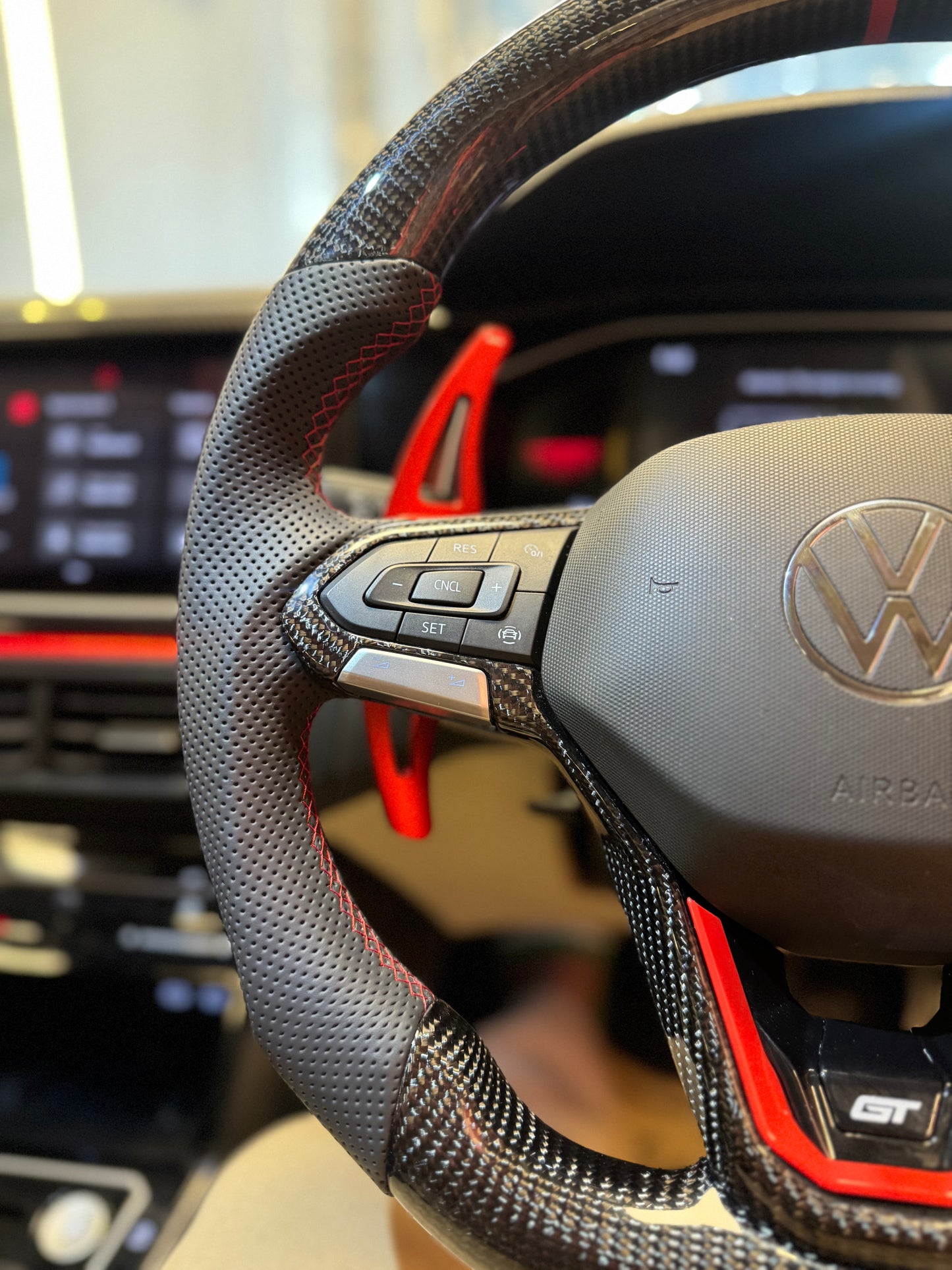 VW VIRTUS/TAIGUN/GOLF Aftermarket (Original Carbon Fiber Steering Wheel)